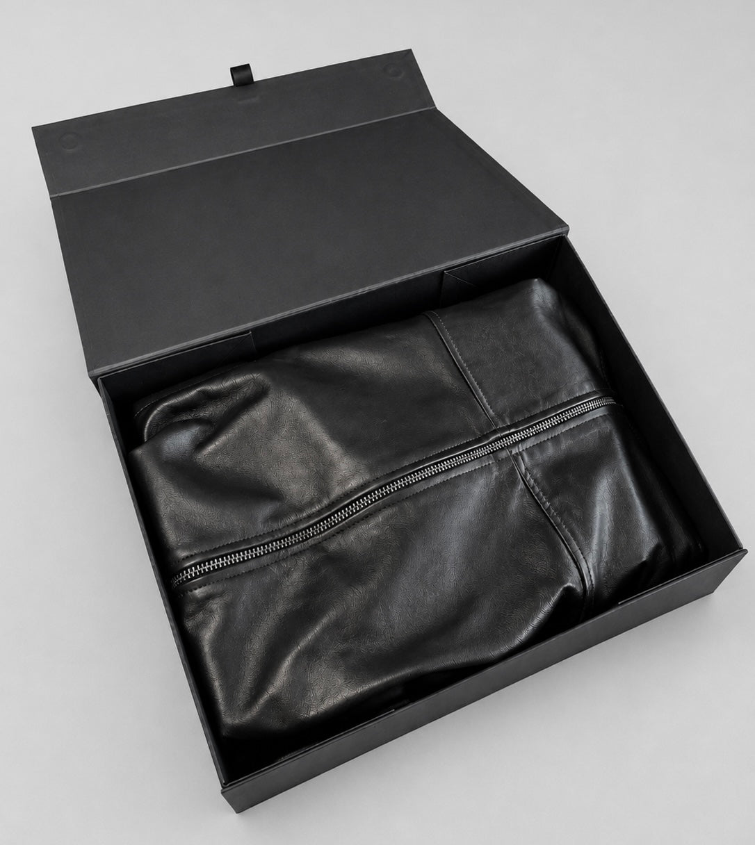 COAL WOLF 1 - BLACK